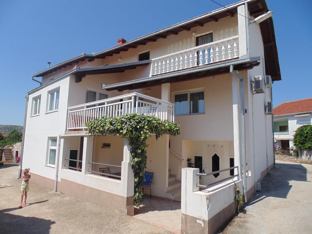 Hotel Pansion Luka à Međugorje Extérieur photo
